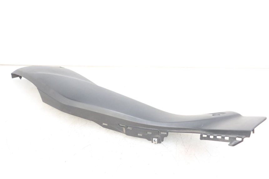 photo de LINKS VOETSTEUNVERBINDING YAMAHA XMAX X-MAX ABS 125 (2017 - 2020) - Technische close-up