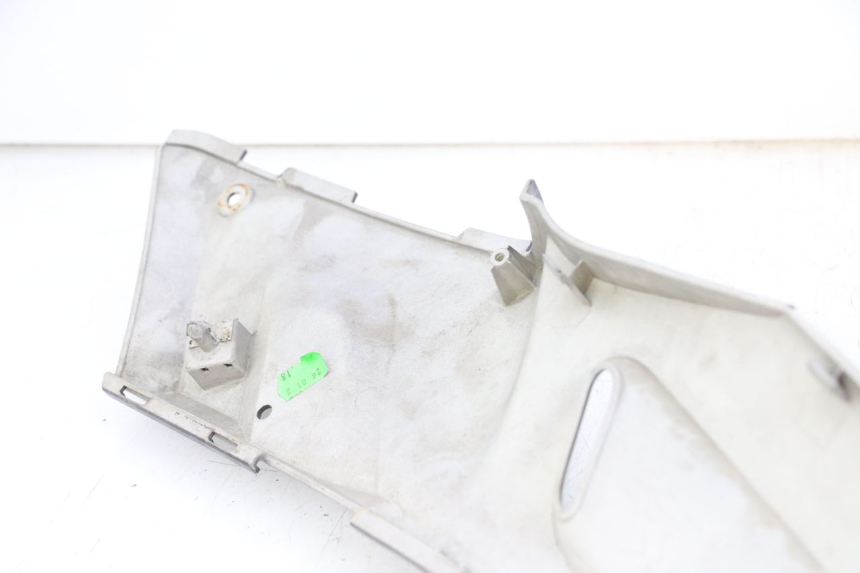 photo de LINKS VOETSTEUNVERBINDING YAMAHA XMAX X-MAX 125 (2006 - 2009) - Zoom op gebruiksstaat