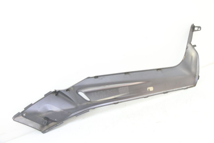 photo de LINKS VOETSTEUNVERBINDING YAMAHA XMAX X-MAX 125 (2006 - 2009) - Technische close-up