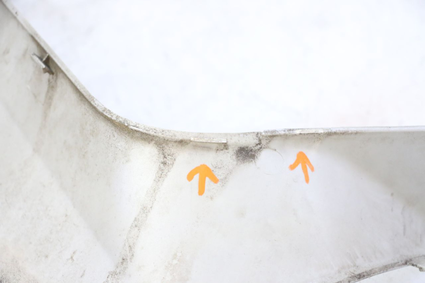 photo de LINKS VOETSTEUNVERBINDING YAMAHA X-MAX XMAX 250 (2006 - 2009) - Detail van het onderdeel