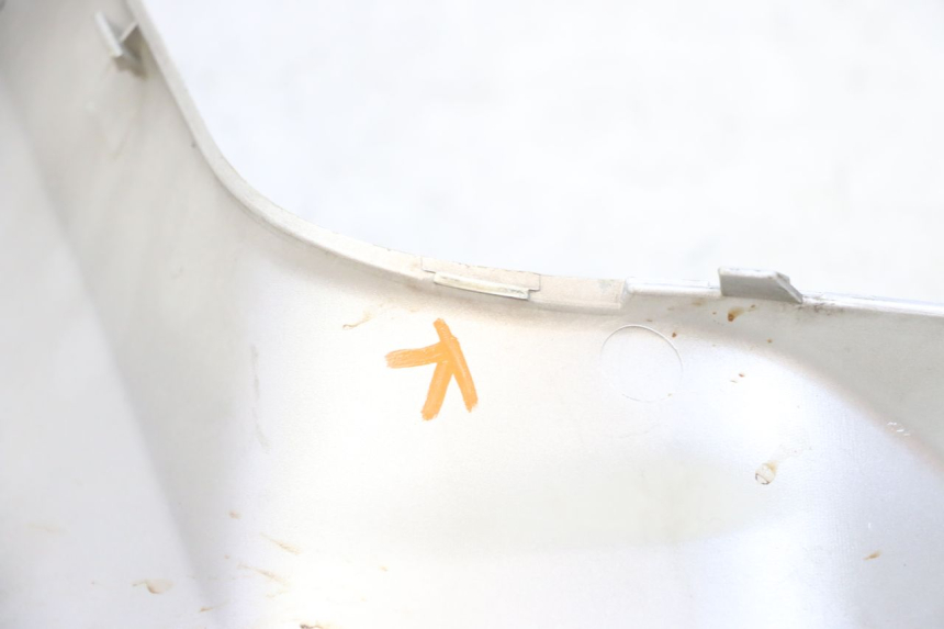 photo de LINKS VOETSTEUNVERBINDING YAMAHA XMAX X-MAX 125 (2006 - 2009) - Markeringen en referenties