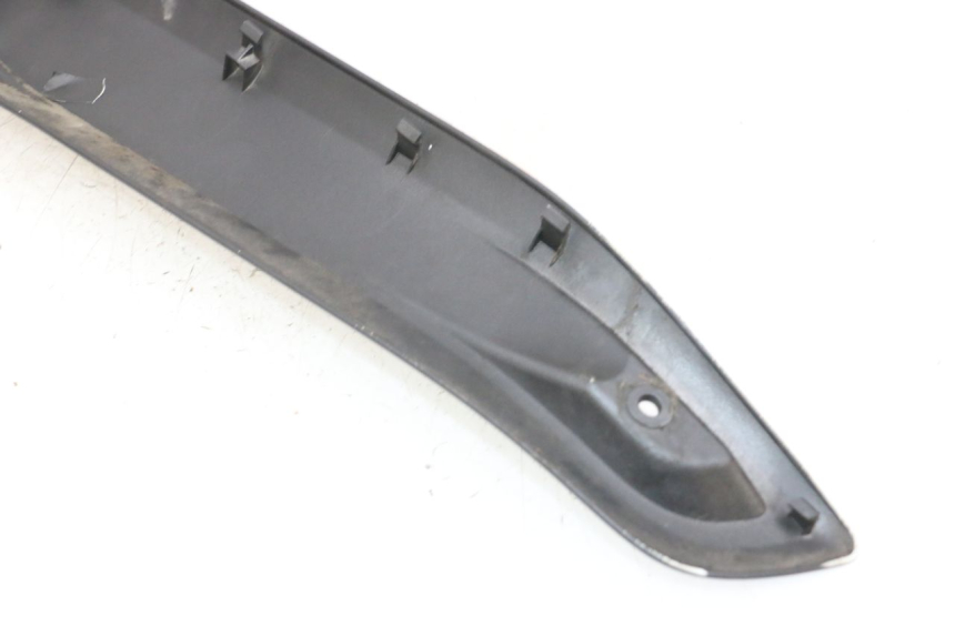 photo de LINKS VOETSTEUNVERBINDING YAMAHA X-MAX XMAX 125 (2010 - 2013) - Technische close-up