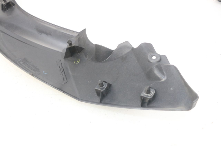 photo de LINKS VOETSTEUNVERBINDING YAMAHA XP T-MAX TMAX ABS 530 (2012 - 2015) - Staat van het oppervlak