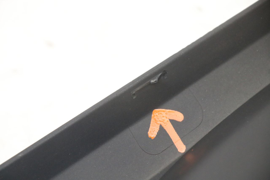 photo de LINKS VOETSTEUNVERBINDING YAMAHA YP X-MAX XMAX 400 (2014 - 2017) - Staat van het oppervlak