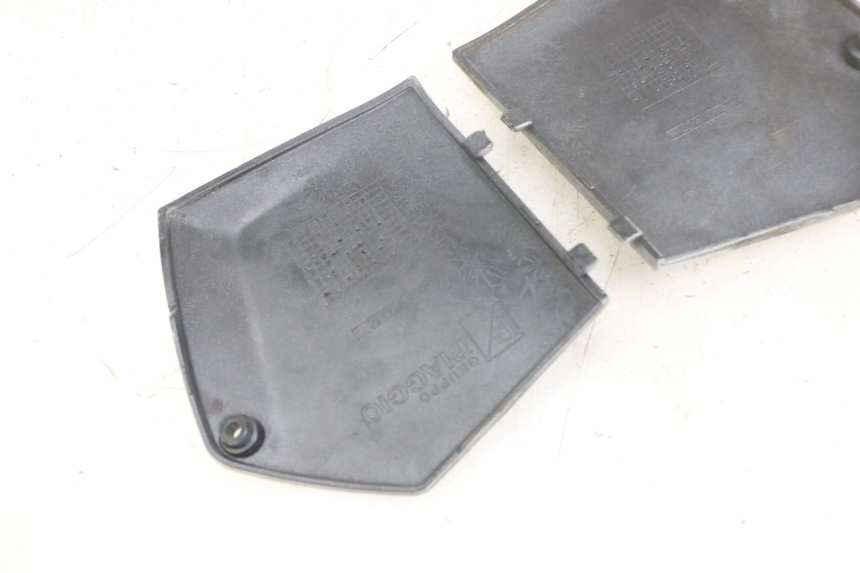 photo de VOETSTEUNVERBINDING PIAGGIO MP3 LT 300 (2010 - 2016) - Detail van het onderdeel
