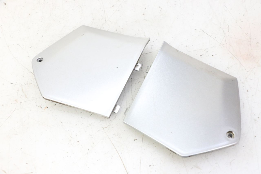 photo de VOETSTEUNVERBINDING PIAGGIO MP3 LT 300 (2010 - 2016) - Hoofdaanzicht