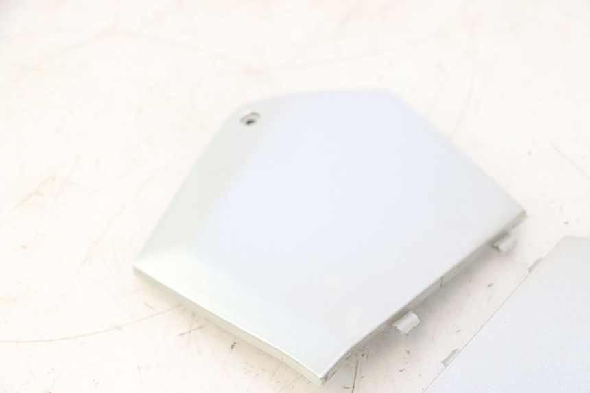 photo de VOETSTEUNVERBINDING PIAGGIO MP3 LT 400 (2007 - 2012) - Technische close-up