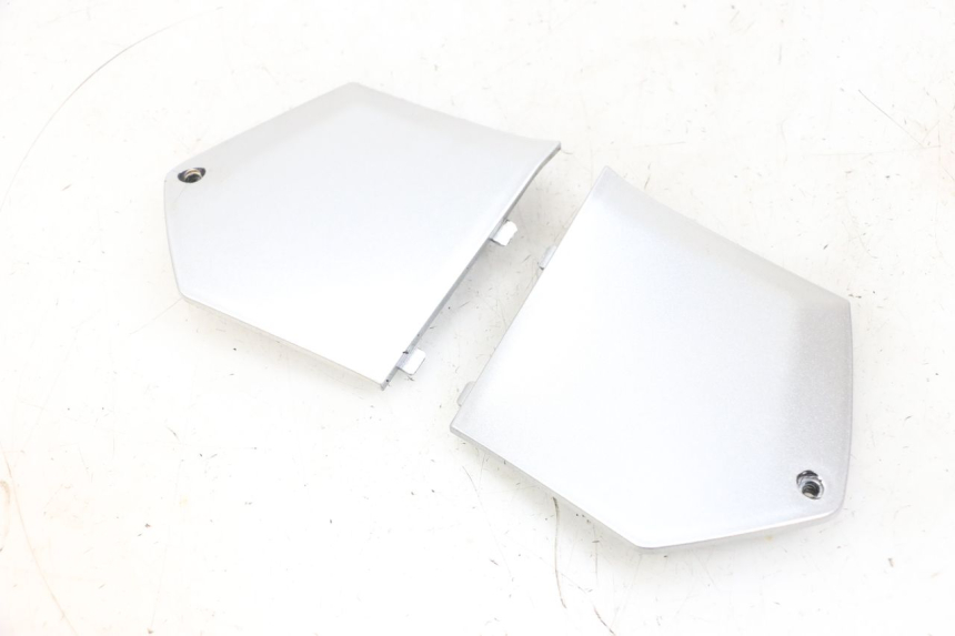 photo de VOETSTEUNVERBINDING PIAGGIO MP3 RL 250 (2006 - 2010) - Hoofdaanzicht