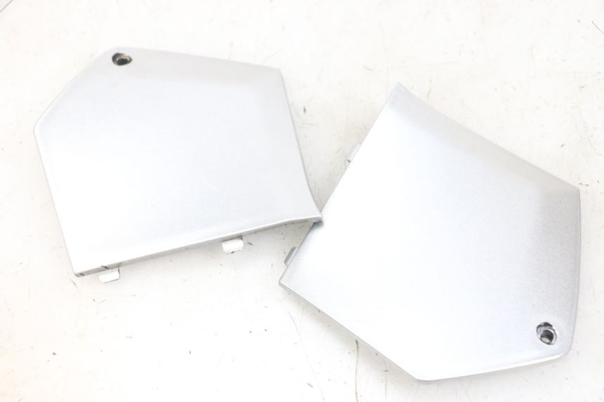 photo de VOETSTEUNVERBINDING PIAGGIO MP3 RL 250 (2006 - 2010) - Staat van het oppervlak