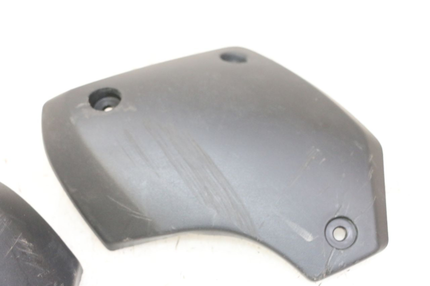 photo de VOETSTEUNVERBINDING PEUGEOT STREETZONE I NAKED 2T 50 (2018 - 2020) - Andere kijkhoek