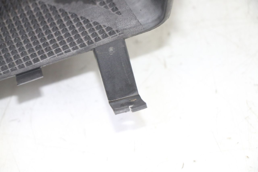 photo de VOETSTEUNVERBINDING YAMAHA YP MAJESTY 125 (2002 - 2006) - Bevestigingspunten