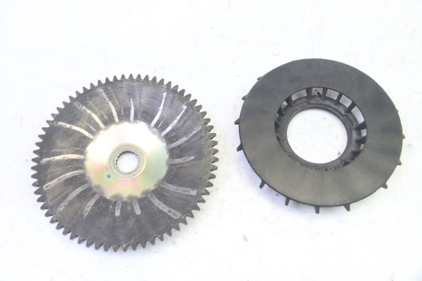 photo de VASTE NAAF PIAGGIO FLY 4T 50 (2013 - 2017) - Hoofdaanzicht