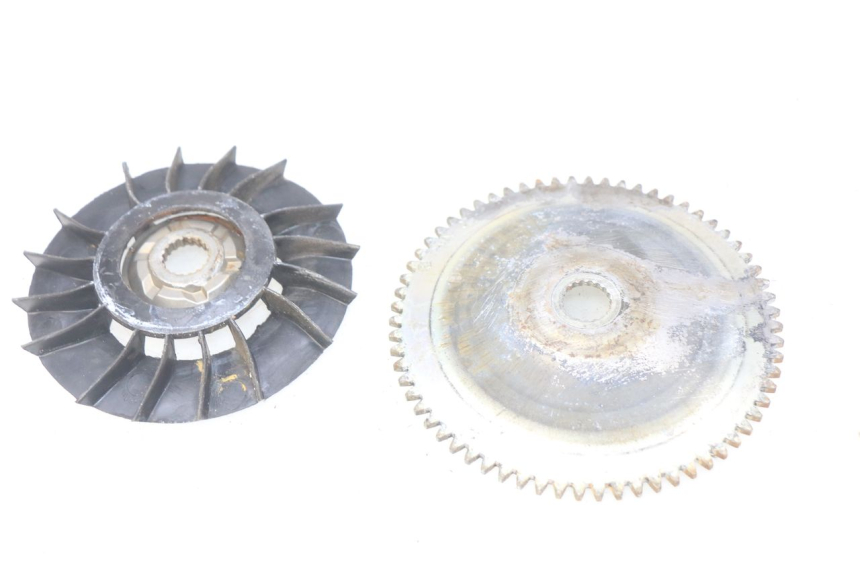 photo de VASTE NAAF APRILIA SR 2T 50 (2018 - 2022) - Technische close-up