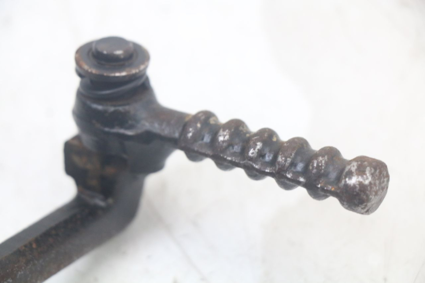 photo de STARTERPEDAAL KYMCO AGILITY 4T 50 (2018 - 2022) - Bevestigingspunten