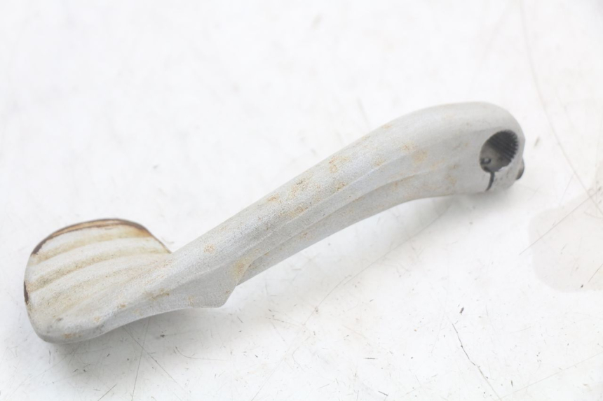 photo de STARTERPEDAAL MBK STUNT NAKED 50 (2004 - 2018) - Zoom op gebruiksstaat