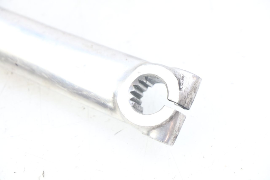 photo de STARTERPEDAAL PIAGGIO VESPA LXV 125 (2006 - 2009) - Andere kijkhoek