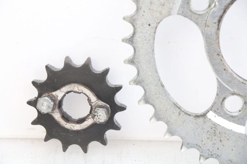 photo de KETTINGSET HONDA CM 125 (1983 - 2003) - Staat van het oppervlak