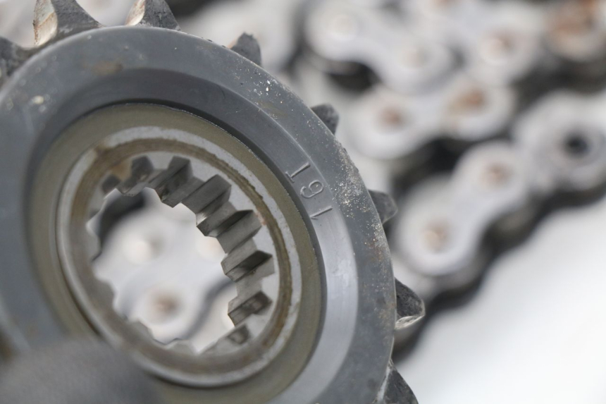 photo de KETTINGSET YAMAHA FZ8 800 (2010 - 2016) - Zoom op gebruiksstaat