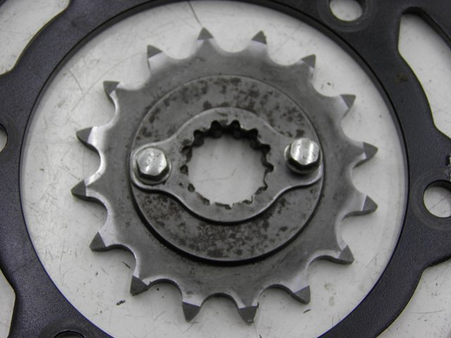 photo de KETTINGSET KAWASAKI ZEPHYR 550 (1991 - 1998) - Technische close-up