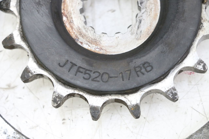 photo de KETTINGSET SUZUKI GSR 750 (2011 - 2017) - Detail van het onderdeel