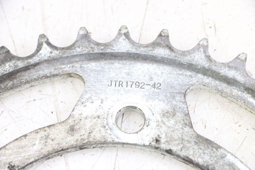 photo de KETTINGSET SUZUKI GSR 750 (2011 - 2017) - Zoom op gebruiksstaat