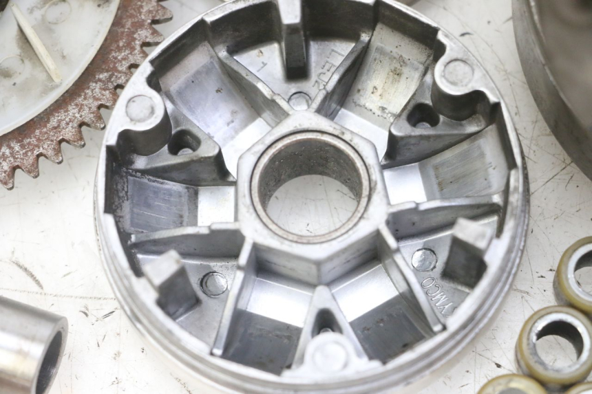 photo de KOPPELING VARIATOR SET KYMCO AGILITY 4T 50 (2005 - 2018) - Detailaanzicht