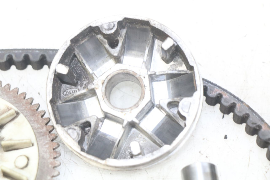 photo de KOPPELING VARIATOR SET KREIDLER FLORY CLASSIC 4T 50 (2013 - 2023) - Zoom op componenten