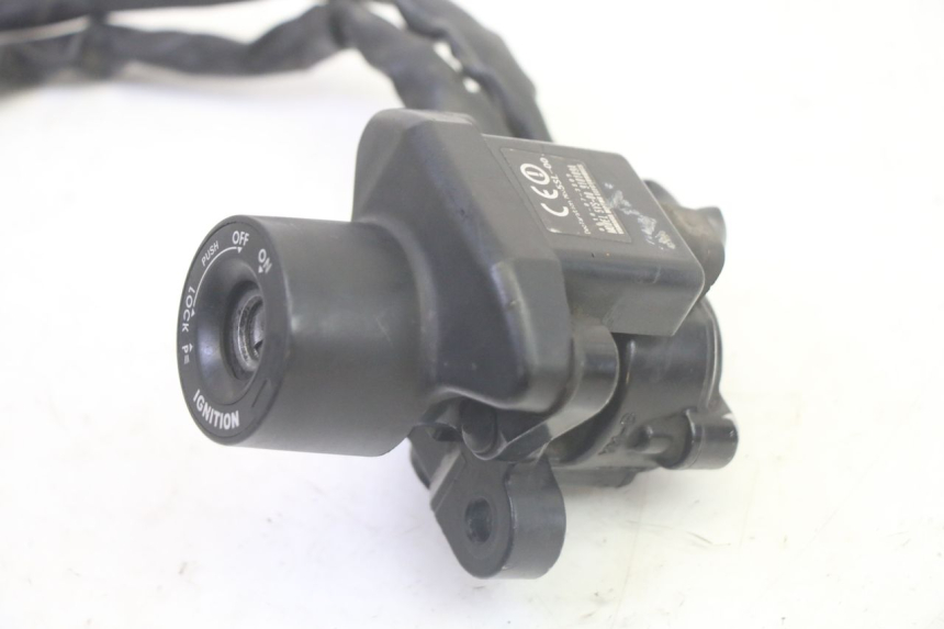 photo de SET SLOTEN, SLEUTEL, CDI, NEIMAN YAMAHA FJR ABS 1300 (2006 - 2012) - Andere kijkhoek