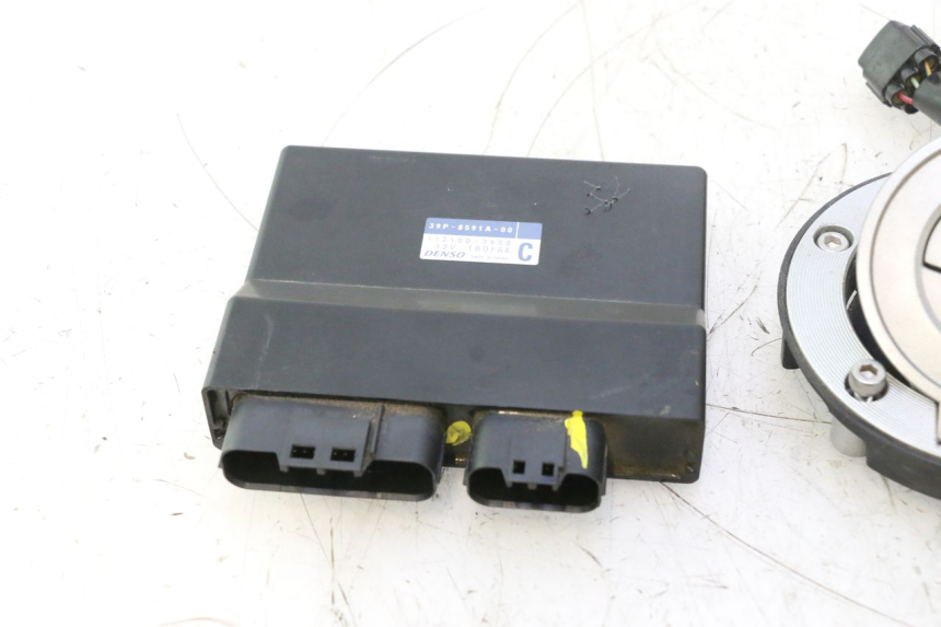 photo de SLOTSET SLEUTEL CDI NEIMAN YAMAHA FZ8 800 (2010 - 2016) - Andere kijkhoek