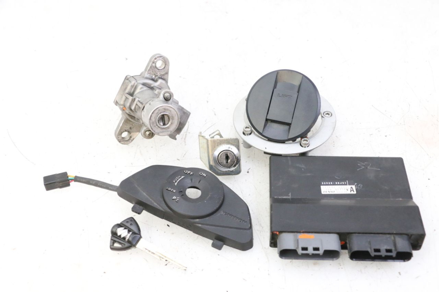 photo de SET SLOTEN SLEUTEL CDI NEIMAN SUZUKI GSR 750 (2011 - 2017) - Hoofdaanzicht