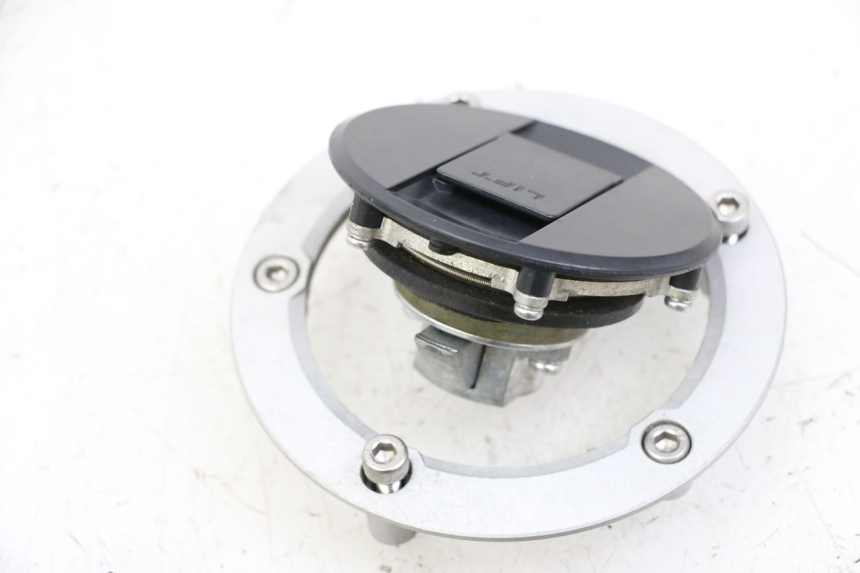 photo de SET SLOTEN SLEUTEL CDI NEIMAN SUZUKI GSR 750 (2011 - 2017) - Alternatieve hoek