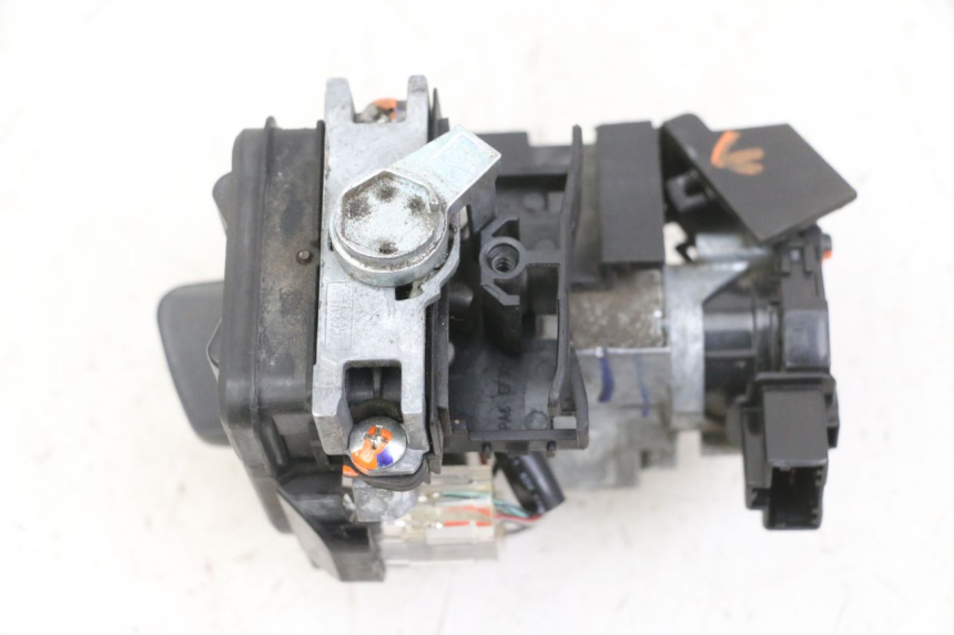 photo de SET SLOTEN, SLEUTEL, CDI, NEIMAN HONDA SH i 300 (2015 - 2020) - Markeringen en referenties