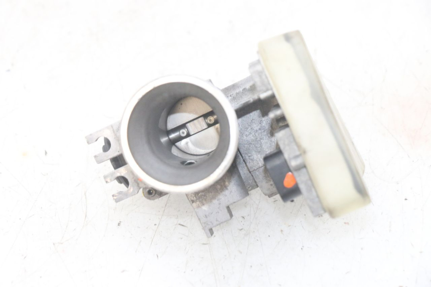 photo de SET SLOTEN, SLEUTEL, CDI, NEIMAN PIAGGIO MP3 HPE 300 (2019 - 2026) - Gecontroleerd onderdeel