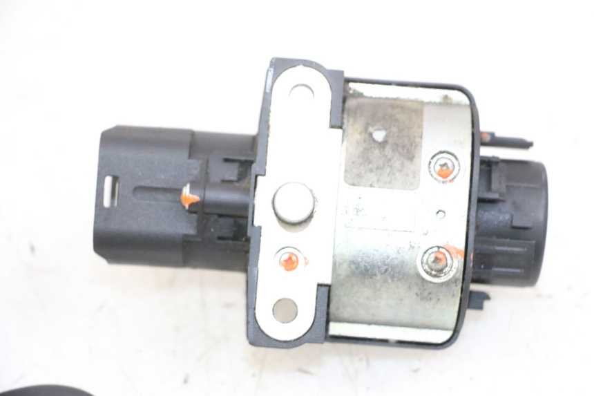 photo de SET SLOTEN, SLEUTEL, CDI, NEIMAN PIAGGIO MP3 500 (2014 - 2017) - Kenmerkende details