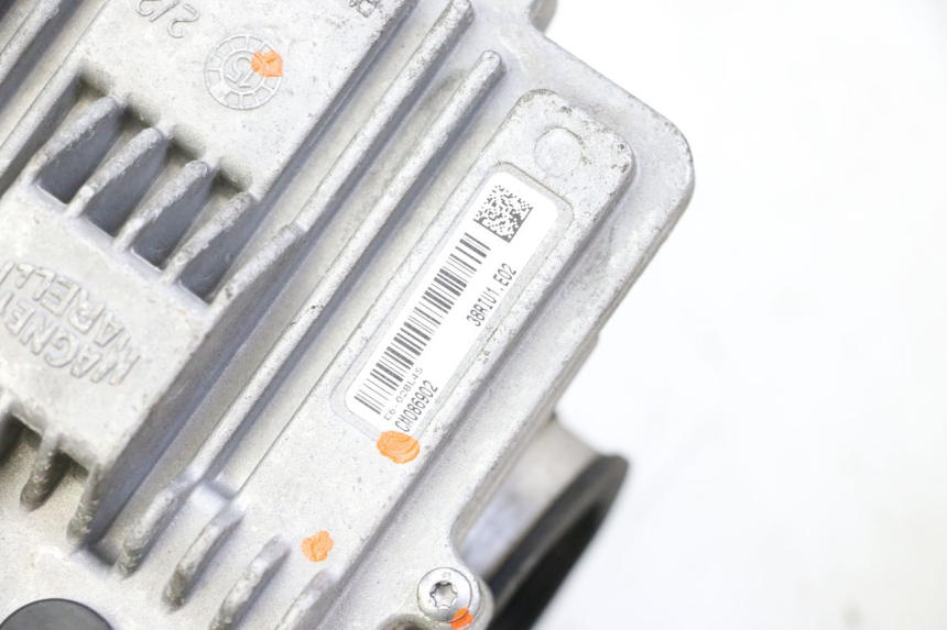 photo de SET SLOTEN, SLEUTEL, CDI, NEIMAN PIAGGIO MP3 500 (2014 - 2017) - Zoom op gebruiksstaat