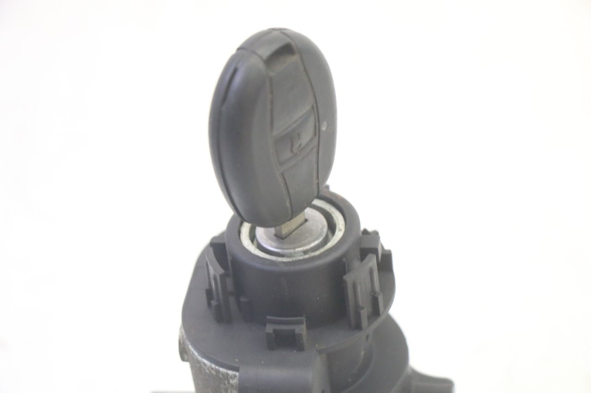 photo de SET SLOTEN SLEUTEL CDI NEIMAN PIAGGIO MP3 RL 250 (2006 - 2010) - Zoom op componenten