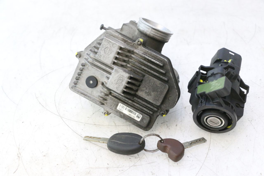 photo de SET SLOTEN, SLEUTEL, CDI, NEIMAN PIAGGIO MP3 500 (2016 - 2018) - Gecontroleerd onderdeel