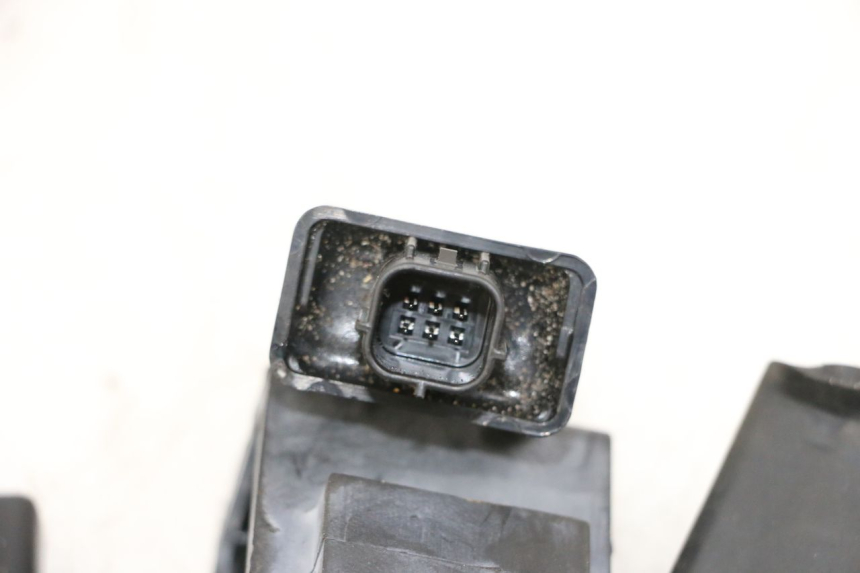 photo de SET SLOTEN SLEUTEL CDI NEIMAN YAMAHA NEO'S CORE 1 (2022 - 2026) - Zoom op componenten