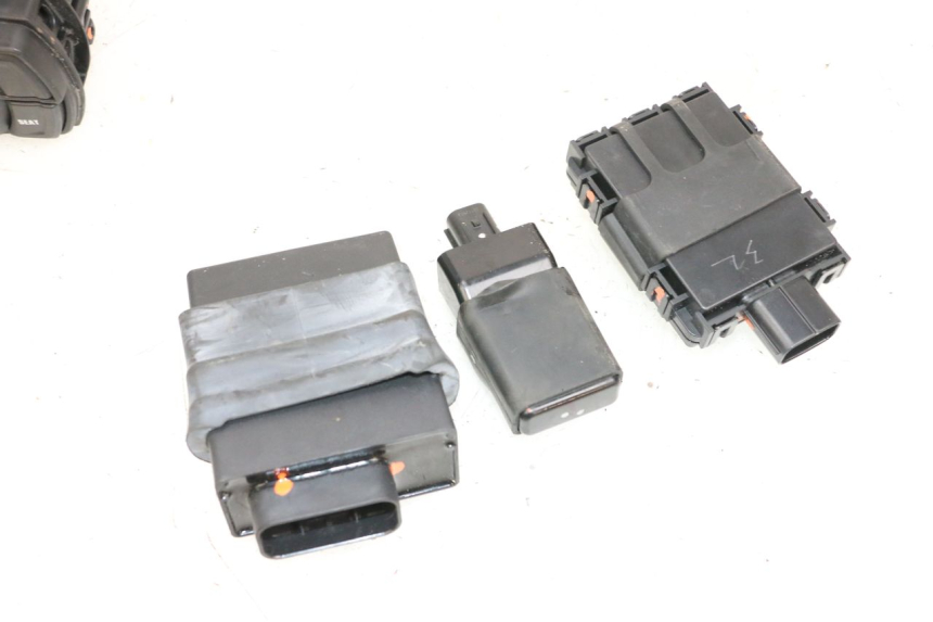 photo de SET SLOTEN SLEUTEL CDI NEIMAN YAMAHA NEO'S CORE 1 (2022 - 2026) - Markeringen en referenties