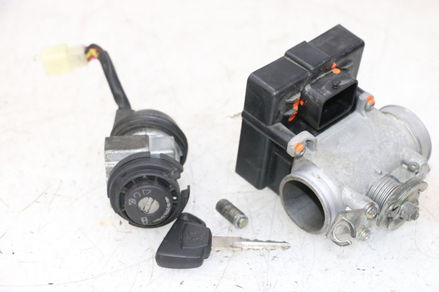 photo de SET SLOTEN, SLEUTEL, CDI, NEIMAN PEUGEOT SATELIS 125 (2013 - 2018) - Hoofdaanzicht