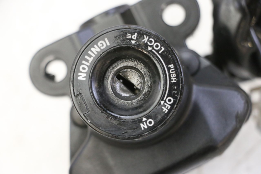 photo de SET SLOTEN, SLEUTEL, CDI, NEIMAN YAMAHA TDM ABS 900 (2002 - 2014) - Detailaanzicht