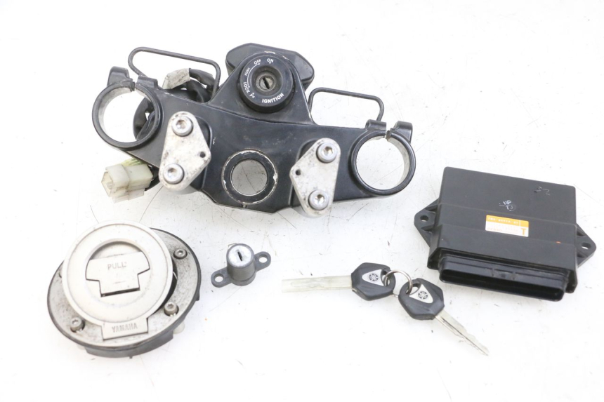 photo de SET SLOTEN, SLEUTEL, CDI, NEIMAN YAMAHA TDM ABS 900 (2002 - 2014) - Hoofdaanzicht