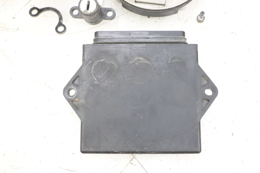 photo de SET SLOTEN, SLEUTEL, CDI, NEIMAN YAMAHA TDM ABS 900 (2002 - 2014) - Visuele inspectie