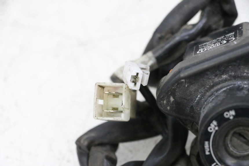 photo de SET SLOTEN, SLEUTEL, CDI, NEIMAN YAMAHA TDM ABS 900 (2002 - 2014) - Staat van het oppervlak