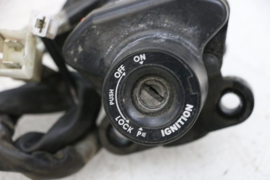 photo de SET SLOTEN, SLEUTEL, CDI, NEIMAN YAMAHA TDM ABS 900 (2002 - 2014) - Markeringen en referenties