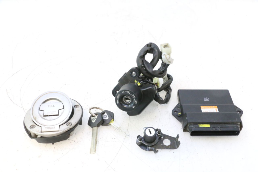 photo de SET SLOTEN, SLEUTEL, CDI, NEIMAN YAMAHA TDM ABS 900 (2002 - 2014) - Hoofdaanzicht