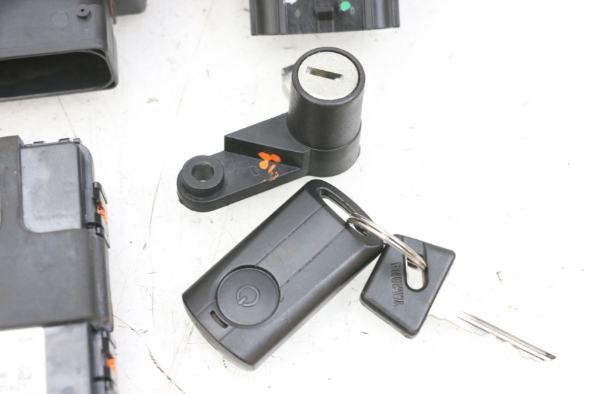 photo de SLOTSET SLEUTEL CDI NEIMAN YAMAHA TRICITY 300 (2020 - 2024) - Focus op structuur