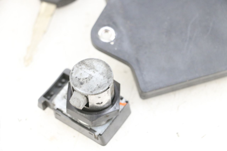 photo de SET SLOTEN, SLEUTEL, CDI, NEIMAN YAMAHA X-MAX XMAX 125 (2010 - 2013) - Detail van het onderdeel