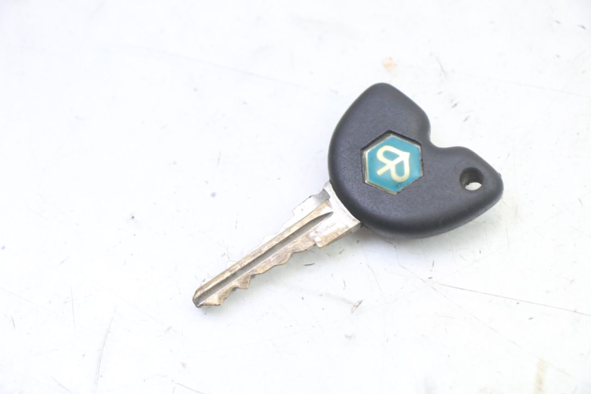 photo de SET SLOTEN, SLEUTEL, CDI, NEIMAN PIAGGIO X9 EVOLUTION 125 (2003 - 2007) - Staat van het oppervlak