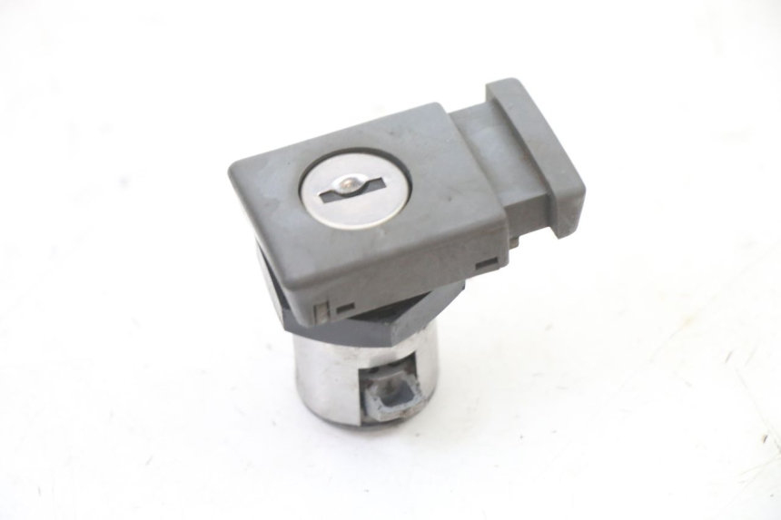 photo de SET SLOTEN, SLEUTEL, CDI, NEIMAN YAMAHA X-MAX XMAX ABS 250 (2010 - 2014) - Visuele inspectie